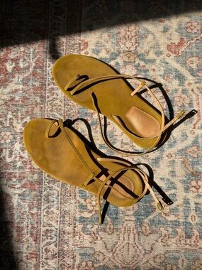 Doen Suede Strappy Sandals
